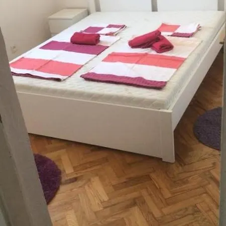 In Tribunj With Sea View, Balcony, Air Conditioning 5056-2 Apartment