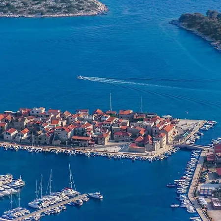 In Tribunj With Sea View, Balcony, Air Conditioning 5056-2 * Tribunj (Sibenik-Knin)