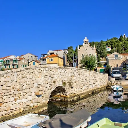 In Tribunj With Sea View, Balcony, Air Conditioning 5056-2 * Tribunj (Sibenik-Knin)